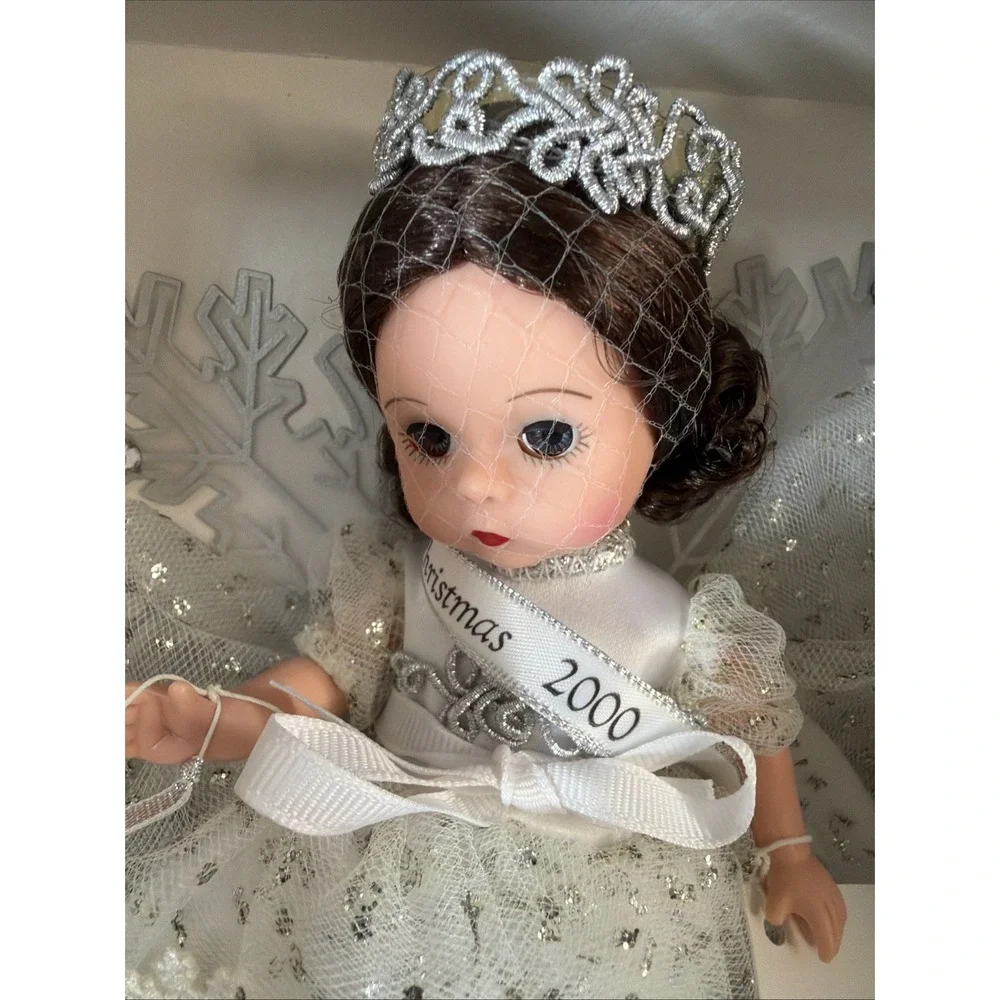 Madame Alexander 8